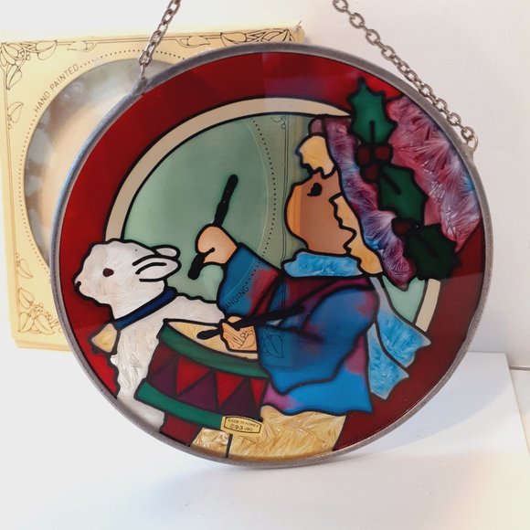 Joan Baker Hand painted Suncatcher- Drummer with Sheep 4.5”D - Picture 4 of 5